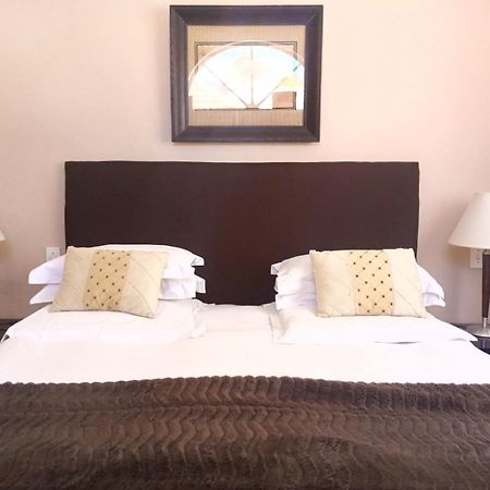 Liberty Lodge Guest House Le Cap Extérieur photo