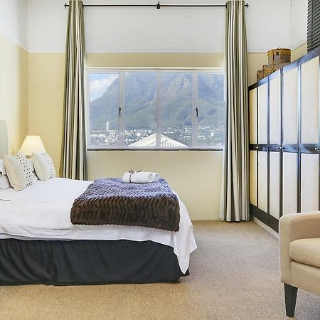 Liberty Lodge Guest House Le Cap Extérieur photo