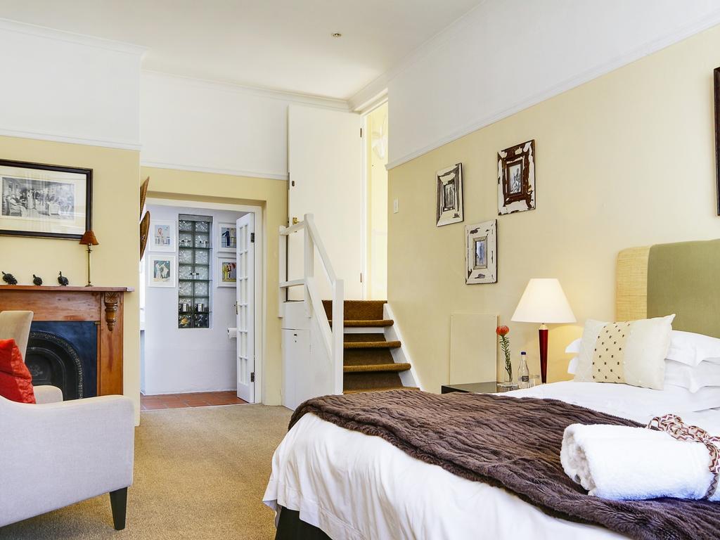 Liberty Lodge Guest House Le Cap Extérieur photo