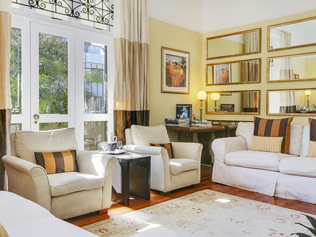 Liberty Lodge Guest House Le Cap Extérieur photo